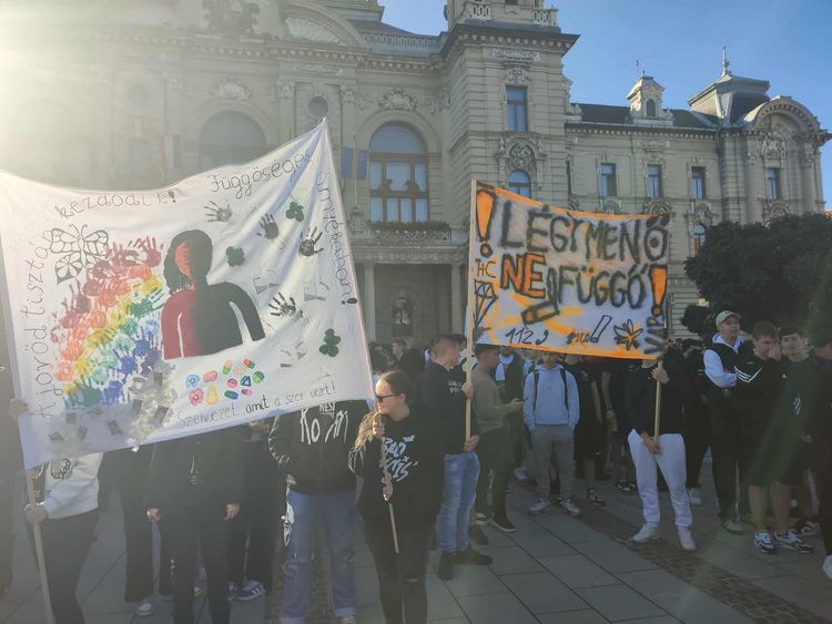 Függőségek árnyékában - drogprevenciós nap