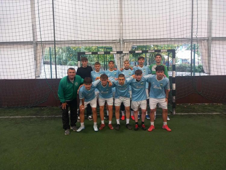 Csoportgyőzelem és továbbjutás a futsal diákolimpián! 2025