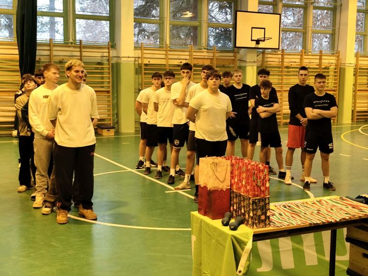 10. Karácsony Kupa – Teremfoci Háziverseny