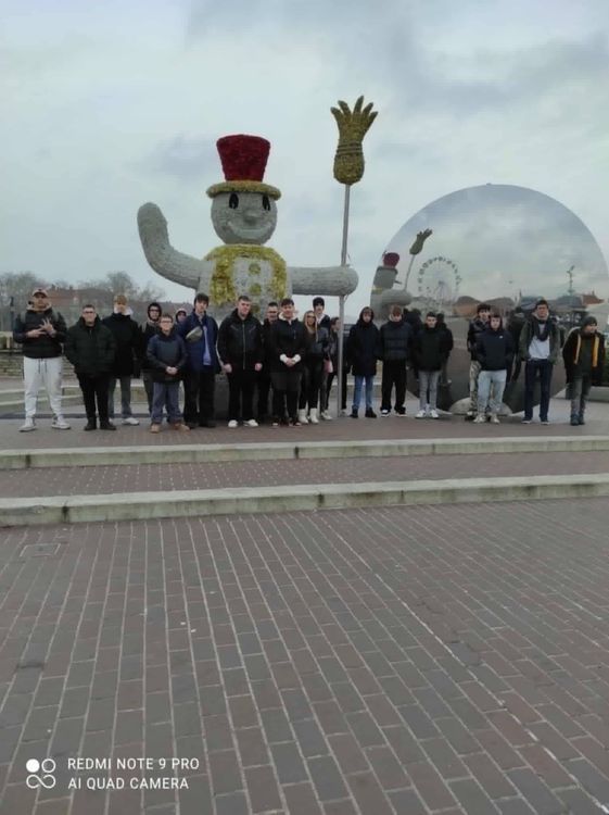 Esterházy-palotába - "Mézes élet"